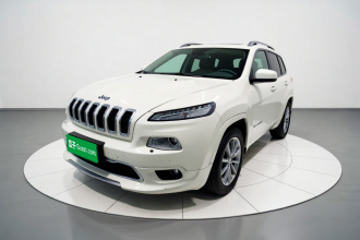 Jeep 自由光 2017款 2.4L 专业智能版