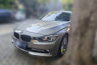宝马3系 2015款 320Li 超悦版豪华设计套装