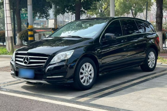 奔驰R级 2017款 R 320 4MATIC 商务型臻藏版