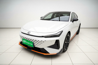 长安UNI-V 2024款 1.5T 尊贵运动型