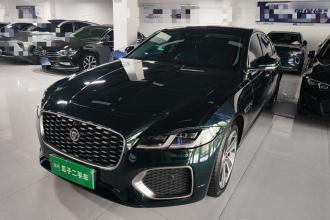 捷豹XFL 2022款 XFL 2.0T P200 两驱精英豪华版