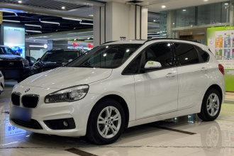 宝马2系旅行车 2016款 218i 领先型