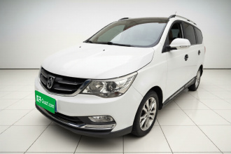 宝骏730 2016款 1.5L 手动舒适型 7座 国V