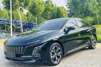 红旗E-QM5 2023款 改款 基础出行版