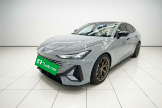 长安UNI-V 2023款 1.5T 尊贵型
