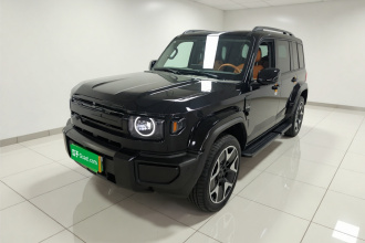 iCAR V27 2026款 200KM四驱猎鹰500