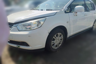 启辰R50 2013款 1.6L 自动时尚版