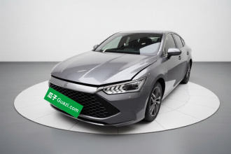 比亚迪 秦PLUS 2021款 DM-i 55KM 旗舰型