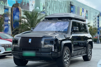 仰望U8 2024款 越野玩家版