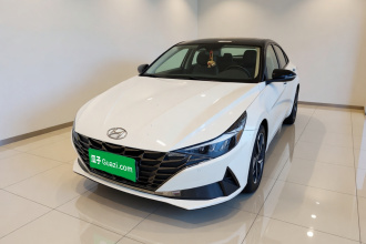 现代 伊兰特 2021款 1.5L CVT LUX尊贵版