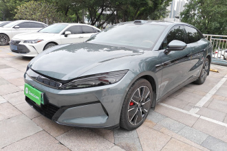 比亚迪 汉L 2025款 DM-i 200KM激光雷达旗舰型