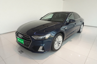 奥迪A7L 2024款 45TFSI S-line 筑梦型 流晶套装