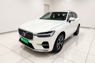 沃尔沃XC60 2024款 B5 四驱智逸豪华版