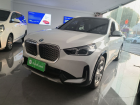 宝马iX1 2023款 eDrive25L X设计套装