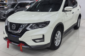 日产 奇骏 2022款 2.0L 两驱智联臻享版