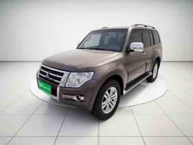 三菱 帕杰罗（平行进口）