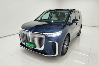 岚图汽车 岚图梦想家 2025款 PHEV 四驱旗舰鲲鹏版