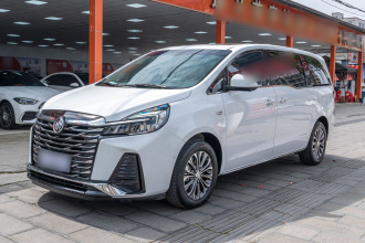 别克GL8 2023款 陆上公务舱 尊贵型