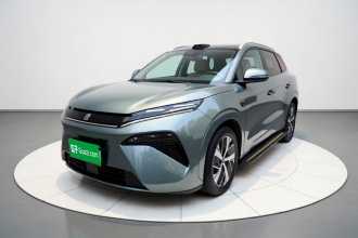 比亚迪 唐L 2025款 DM 200KM四驱激光雷达旗舰型