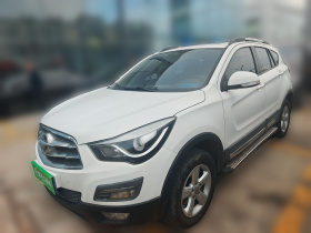 海马S5 2015款 1.6L 手动豪华型天窗版