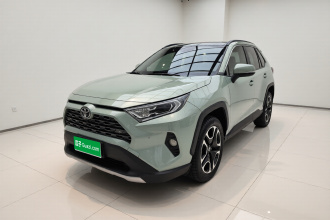 丰田 RAV4荣放 2021款 2.0L CVT四驱尊贵版
