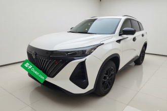 长安CS75 PLUS 2022款 第二代 1.5T 自动尊贵型