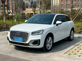 奥迪Q2L 2021款 35 TFSI 时尚致雅型