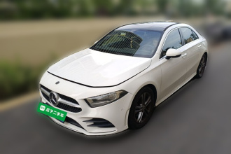 奔驰A级 2020款 改款二 A 180 L 运动轿车