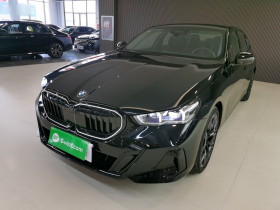 宝马5系 2025款 530Li 尊享型 M运动套装