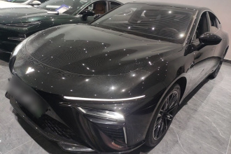 哪吒汽车 哪吒S 2024款 增程 1060 Lite版