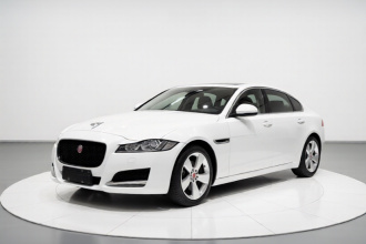 捷豹XFL 2019款 XFL 2.0T 200PS 两驱精英版