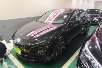 红旗E-QM5 2022款 431km 充电乐享版