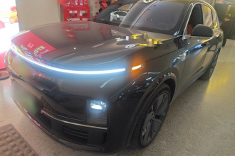 理想汽车 理想L7 2025款 Ultra 智能焕新版