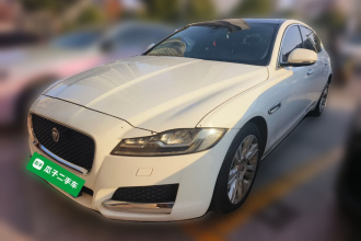 捷豹XFL 2018款 XFL 2.0T 250PS 豪华版