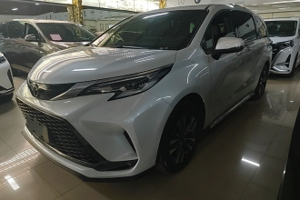 丰田 格瑞维亚 2024款 2.5L混动 尊贵PLUS四驱版