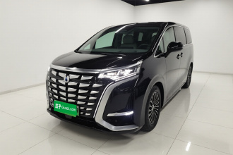 腾势D9 2022款 DM-i 970 四驱旗舰型