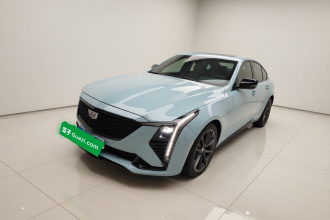 凯迪拉克CT5 2025款 28T 赛道性能版+巅峰赛道选装包