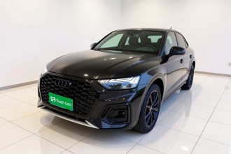 奥迪Q5L Sportback 2022款 45 TFSI 豪华型