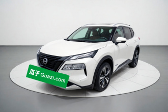 日产 奇骏 2023款 e-POWER 超混双电机四驱至尊版
