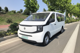 长安凯程V919 2025款 荣耀版  金钟罩50kwh  短轴低顶  精英型  6座