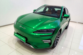 比亚迪 宋PLUS新能源 2024款 荣耀版 EV 520km 尊贵型