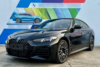 宝马4系 2024款 430i Gran Coupe M运动曜夜套装