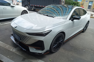 长安UNI-V 2023款 1.5T 运动版