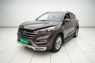现代 途胜 2015款 1.6T 双离合两驱智能型