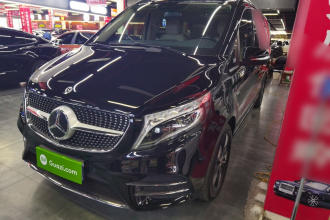 奔驰V级 2020款 V 260 L 长轴距豪华版