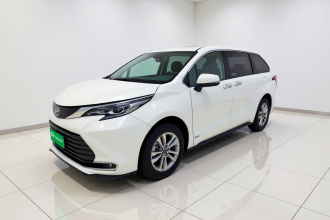 丰田 赛那SIENNA 2024款 2.5L混动 四驱尊贵版