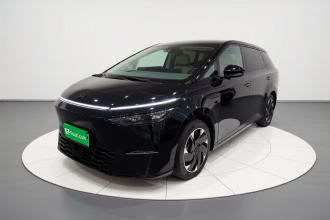 小鹏X9 2024款 640四驱高性能Max