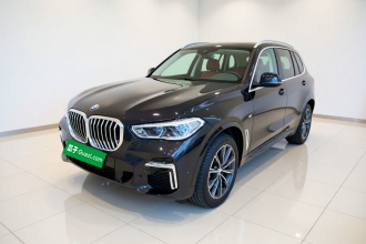 宝马X5 2022款 改款 xDrive 30Li 尊享型M运动套装