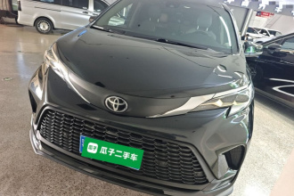 丰田 格瑞维亚 2024款 2.5L混动 舒适版