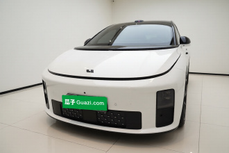 理想汽车 理想i6 2025款 两驱标准版